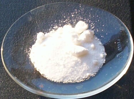 Sodium metabisulfite in powder form 
